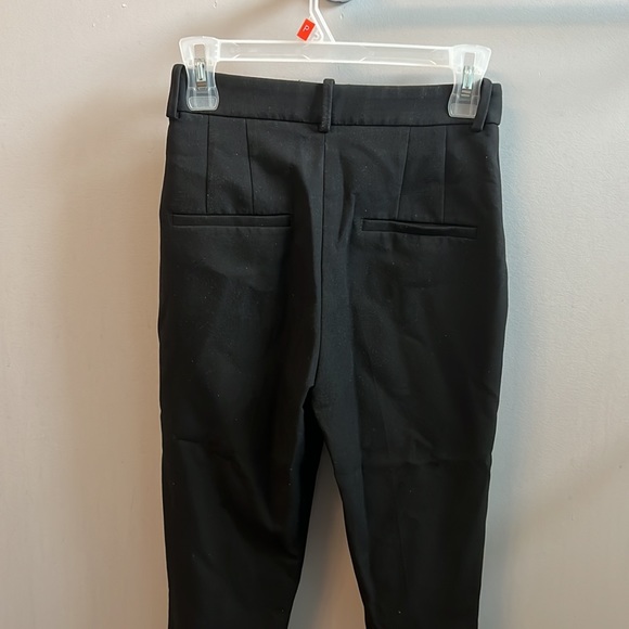 Zara Women’s Dress Pants - Picture 3 of 3